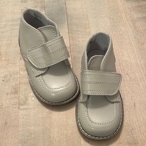 Boys infant/toddler Footmates Leather chuka walking boots dress shoes 4.5